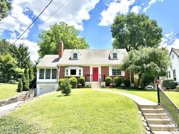 5042 Collinwood Place, Cincinnati, OH 45227