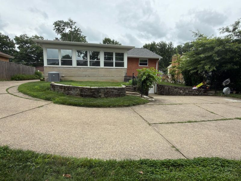 1074 Eastgate, Springfield Twp., OH 45231 Photo 14