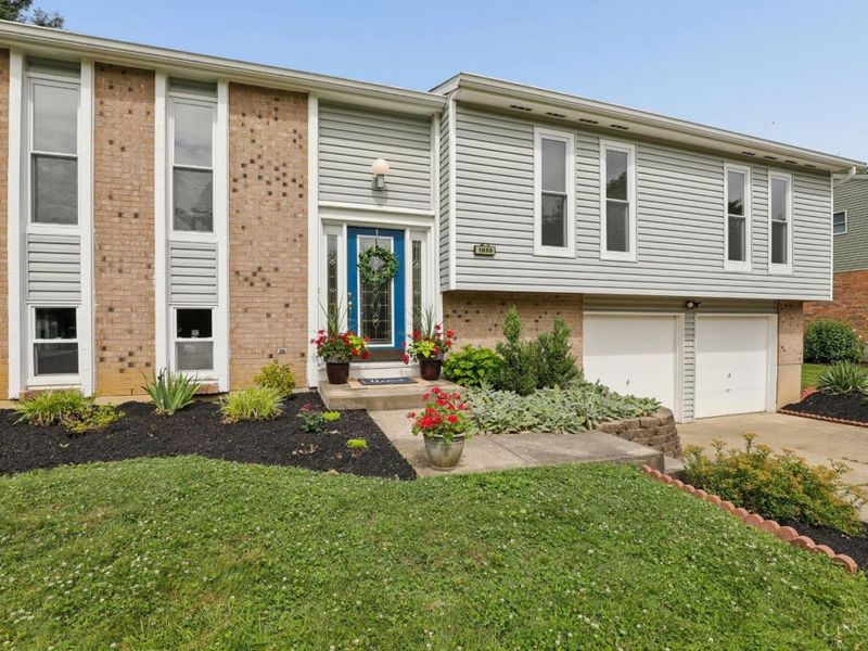 1859 Windhill Terrace, Anderson Twp, OH 45255 Photo 2