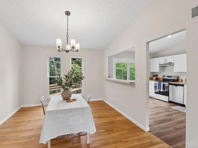 1859 Windhill Terrace, Anderson Twp, OH 45255 Photo 9