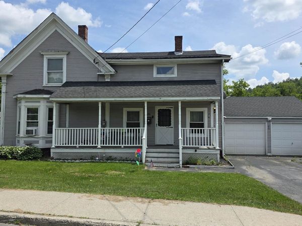 220 Elm Street, St. Johnsbury, VT 05819