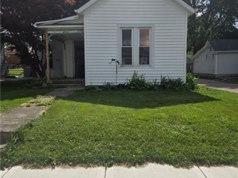 7 S Church Street, Jamestown, OH 45335 Photo 1