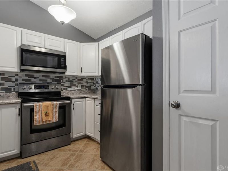 3859 Butterfield Drive, Beavercreek, OH 45431 Photo 17