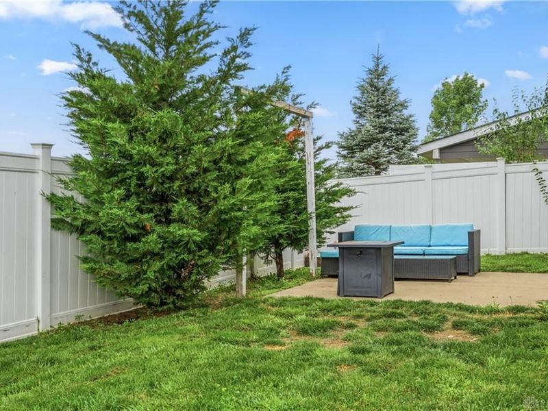 3859 Butterfield Drive, Beavercreek, OH 45431 Photo 6