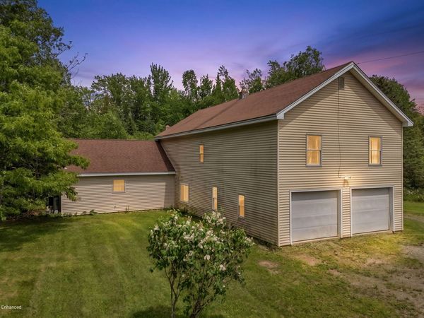 33 Gardiner Street , Sherman, ME 04776