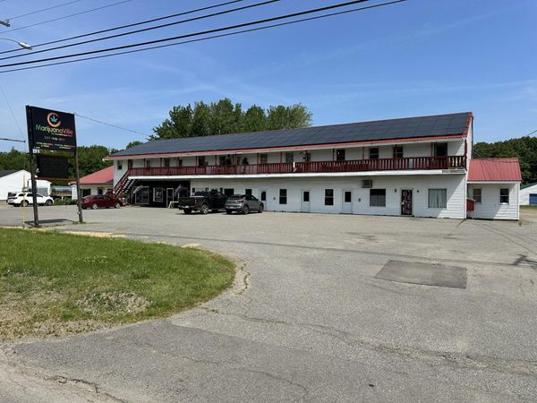 369 School Street , Unity, ME 04988