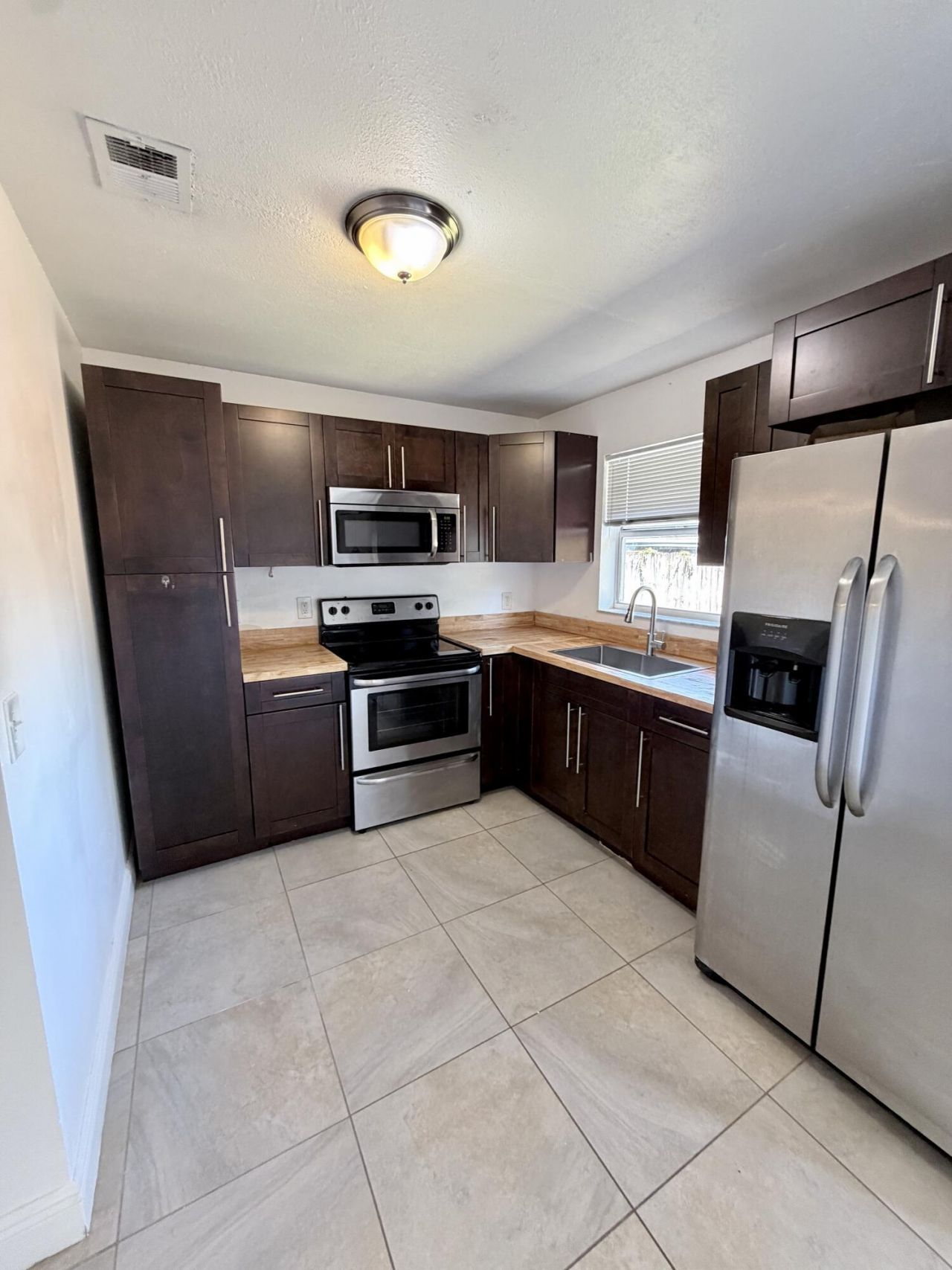 1990 SW 9th Street, Unit 1-2, Fort Lauderdale, FL 33312 Photo