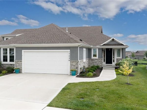 17096 W 168th Place, Olathe, KS 66062