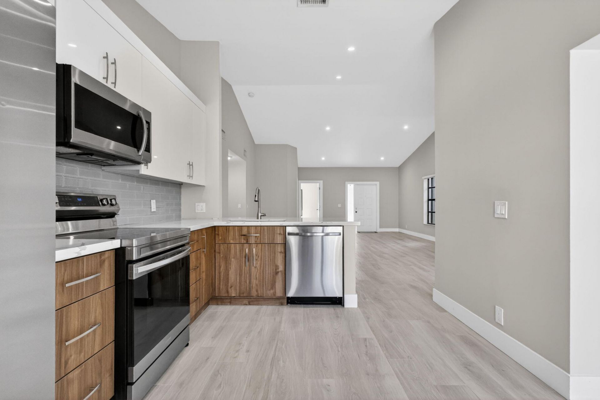 9983 Watermill Circle, Unit A, Boynton Beach, FL 33437 Photo