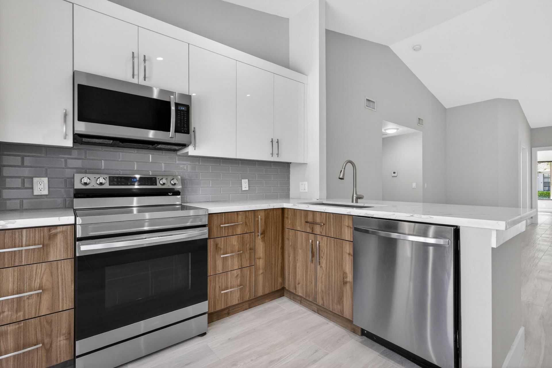 9983 Watermill Circle, Unit A, Boynton Beach, FL 33437 Photo