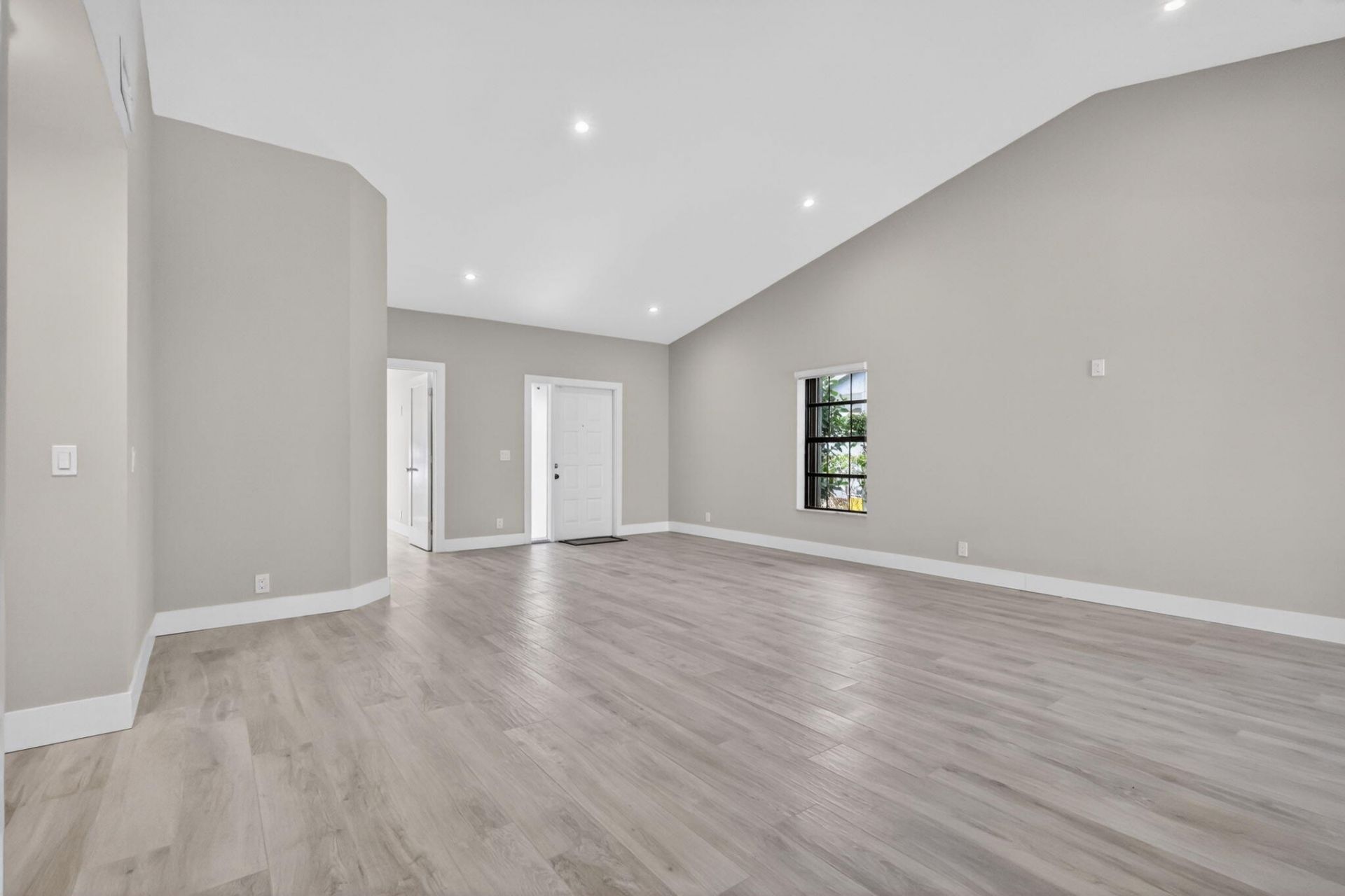 9983 Watermill Circle, Unit A, Boynton Beach, FL 33437 Photo