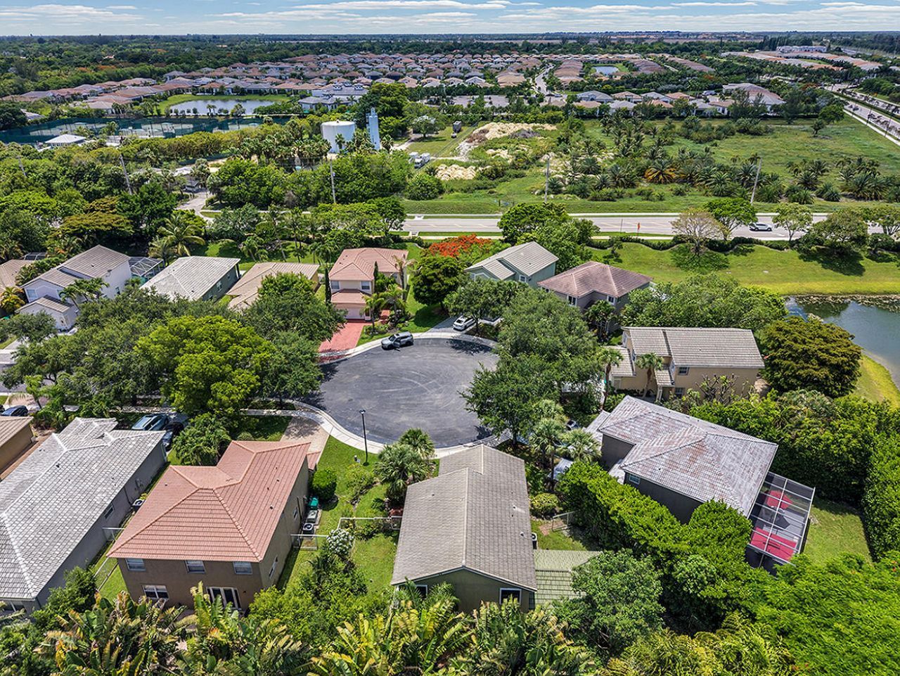 8020 NW 70th Avenue, Parkland, FL 33067 Photo