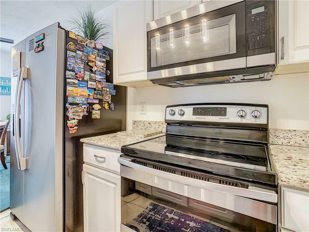 4625 Bayshore Dr , Unit D8, Naples, FL 34112 Photo