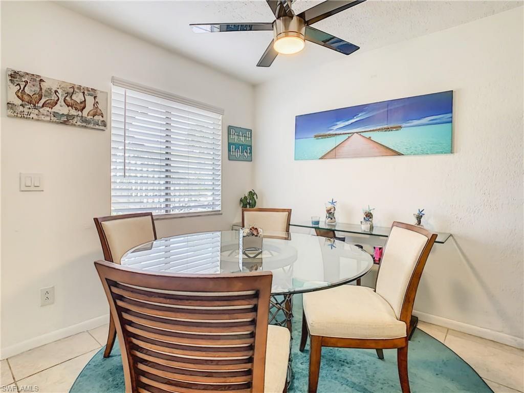 4625 Bayshore Dr , Unit D8, Naples, FL 34112 Photo