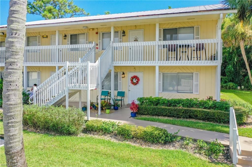 4625 Bayshore Dr , Unit D8, Naples, FL 34112 Photo