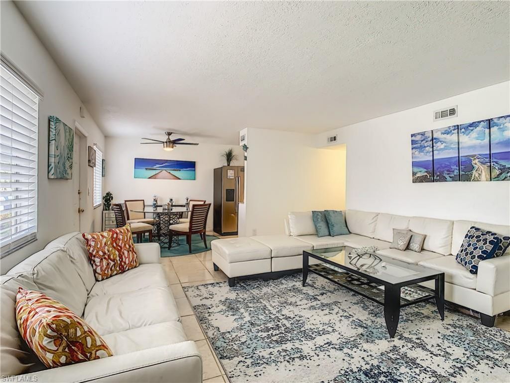 4625 Bayshore Dr , Unit D8, Naples, FL 34112 Photo