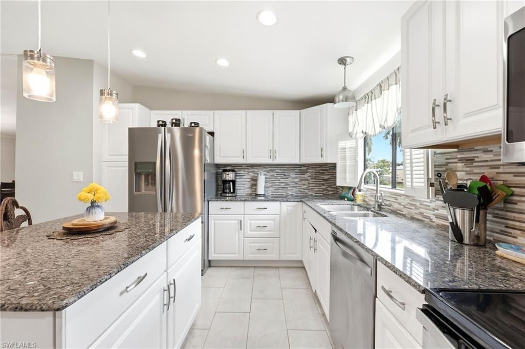 1759 Beverly Dr, Naples, FL 34114 Photo