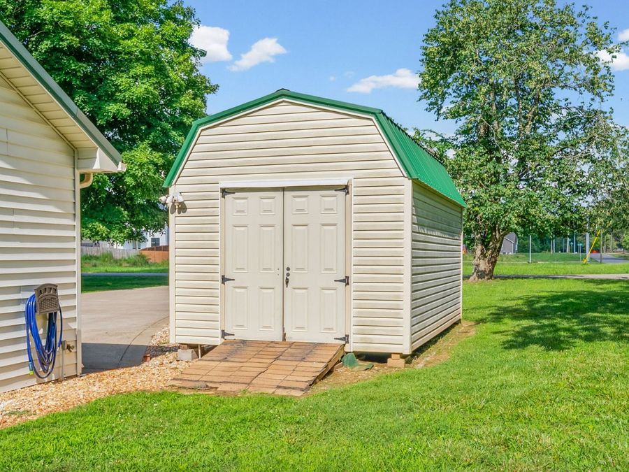 Property Image 38