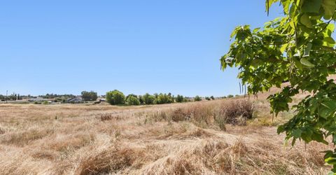 2446 Village Dr, Ione, CA 95640 Photo