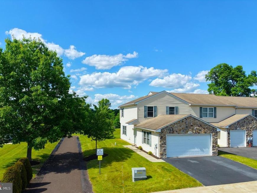 2521 Emerald Lane , Quakertown, PA 18951 Main Photo