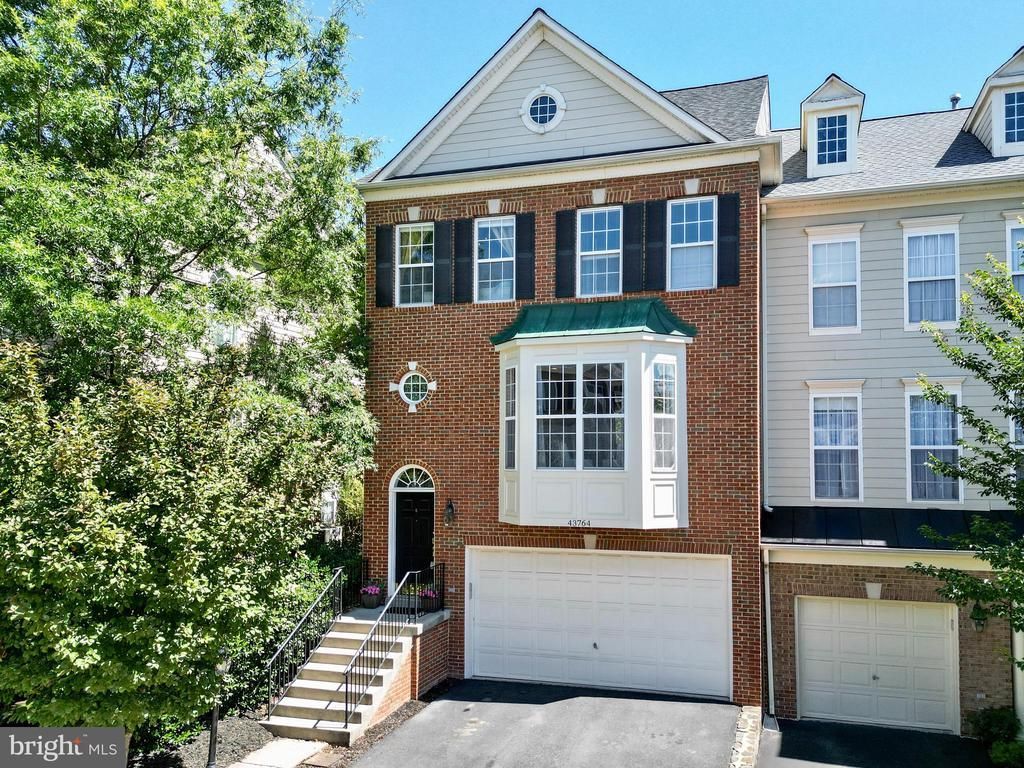 43764 Lees Mill Square, Leesburg, VA 20176 Main Photo