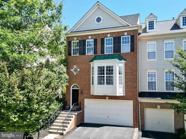 43764 LEES MILL SQUARE, LEESBURG, VA 20176