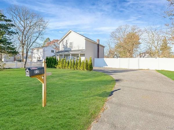 73 Cherry Avenue , Holtsville, NY 11742