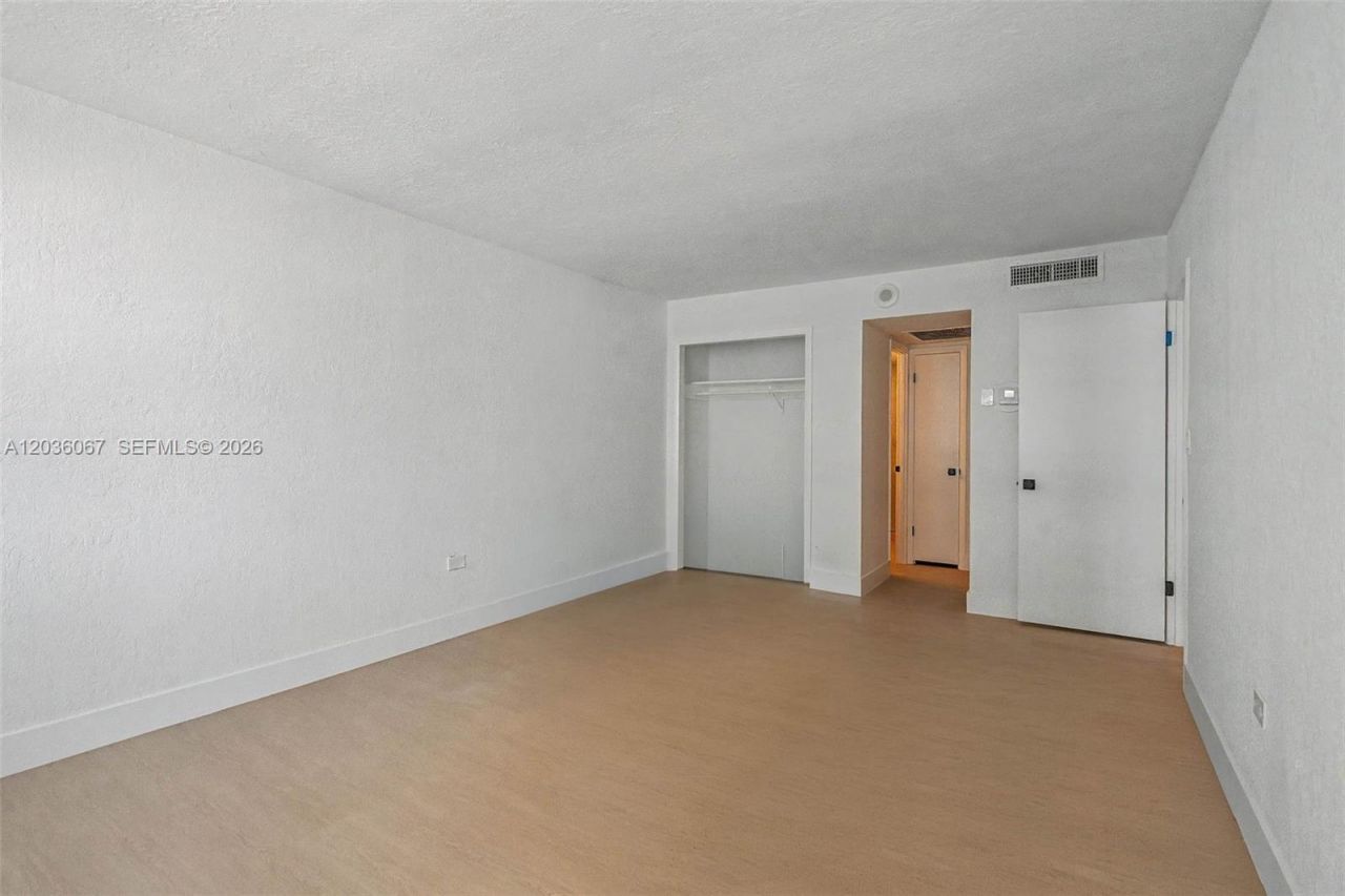 5555 Collins Ave, Unit 7B, Miami Beach, FL 33140 Photo