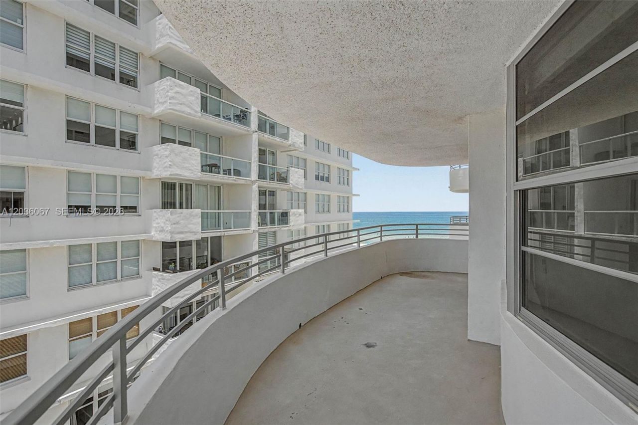 5555 Collins Ave, Unit 7B, Miami Beach, FL 33140 Photo