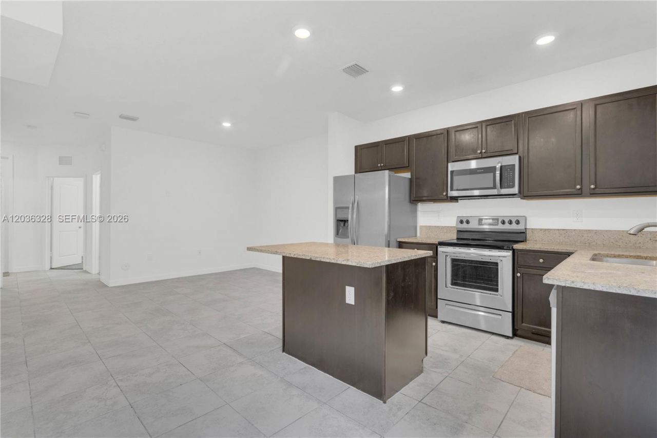 24868 SW 114th Ave , Homestead, FL 33032 Photo