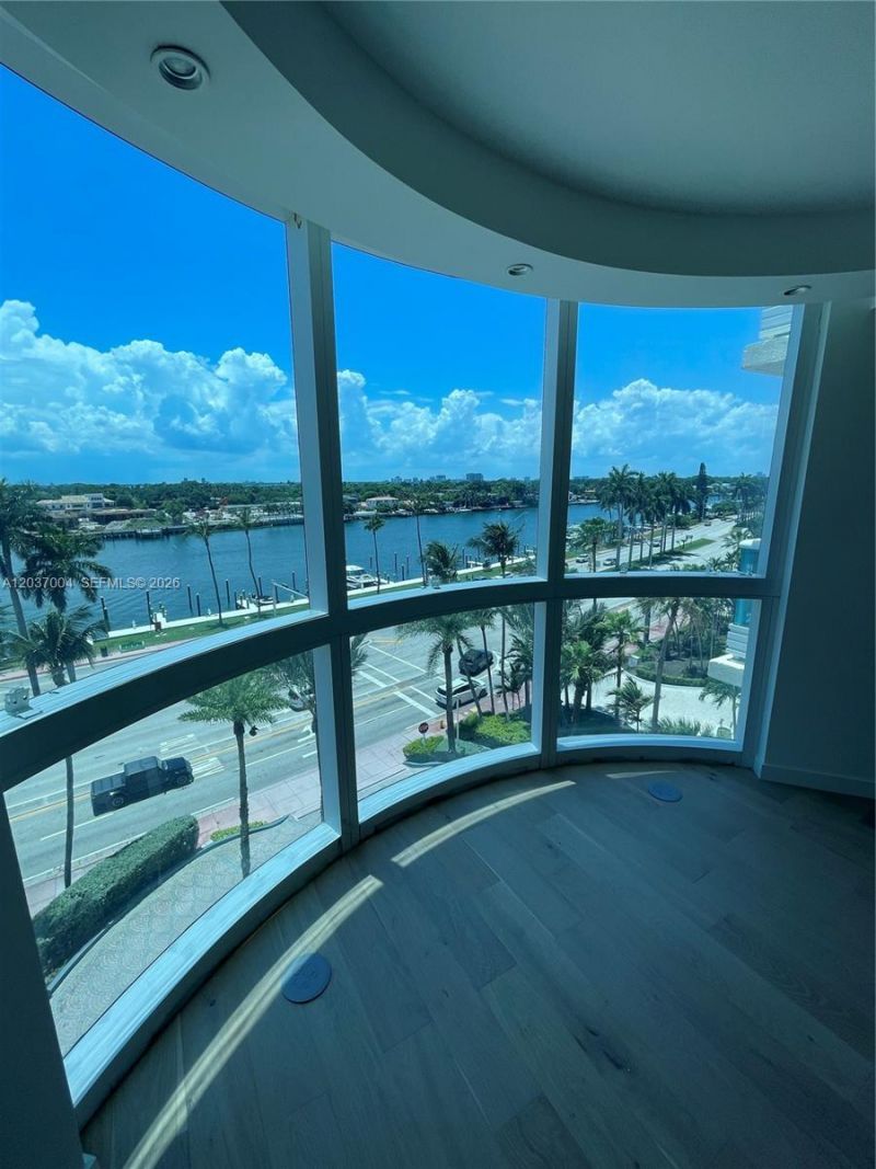 5025 Collins Ave , Unit 601, Miami Beach, FL 33140 Photo