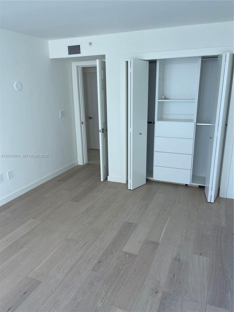 5025 Collins Ave , Unit 601, Miami Beach, FL 33140 Photo