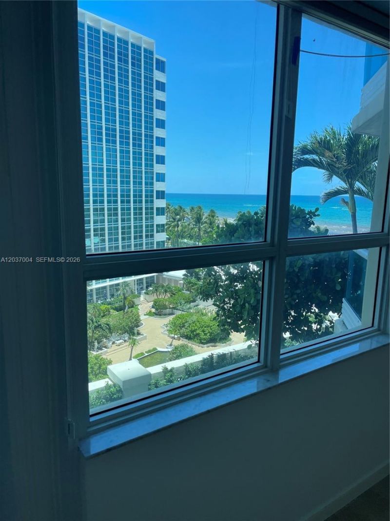 5025 Collins Ave , Unit 601, Miami Beach, FL 33140 Photo