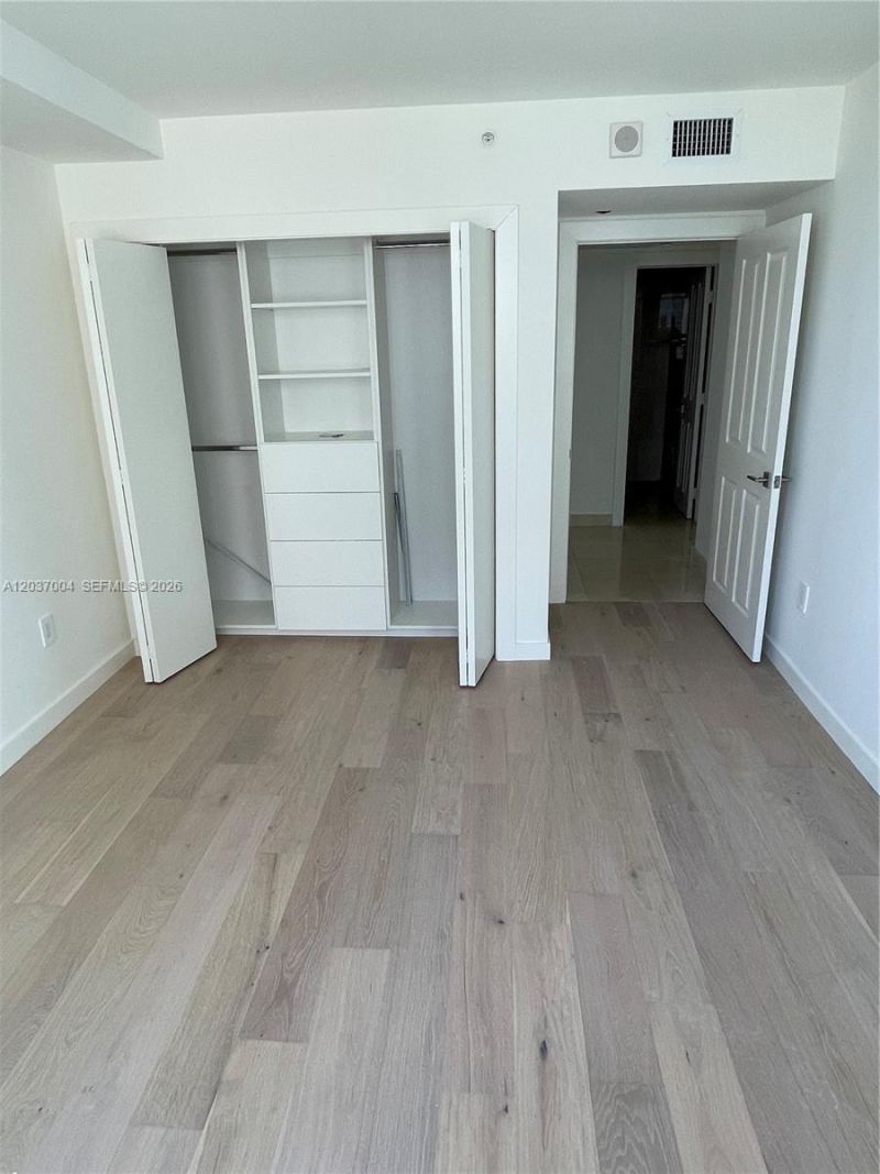 5025 Collins Ave , Unit 601, Miami Beach, FL 33140 Photo