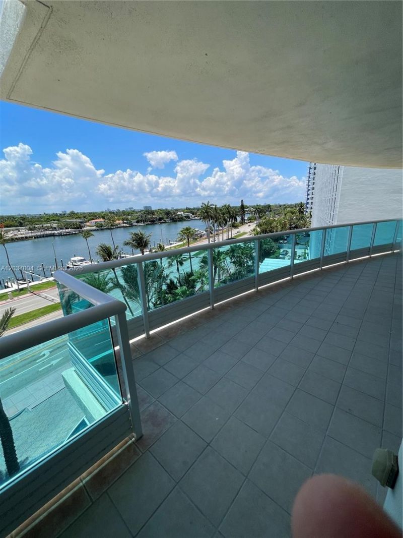 5025 Collins Ave , Unit 601, Miami Beach, FL 33140 Photo