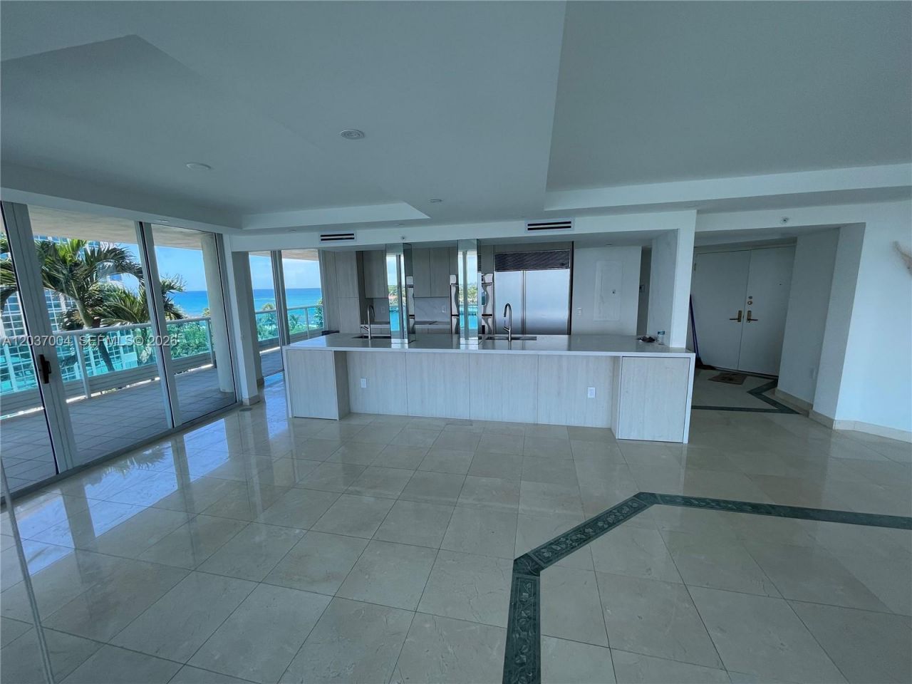 5025 Collins Ave , Unit 601, Miami Beach, FL 33140 Photo