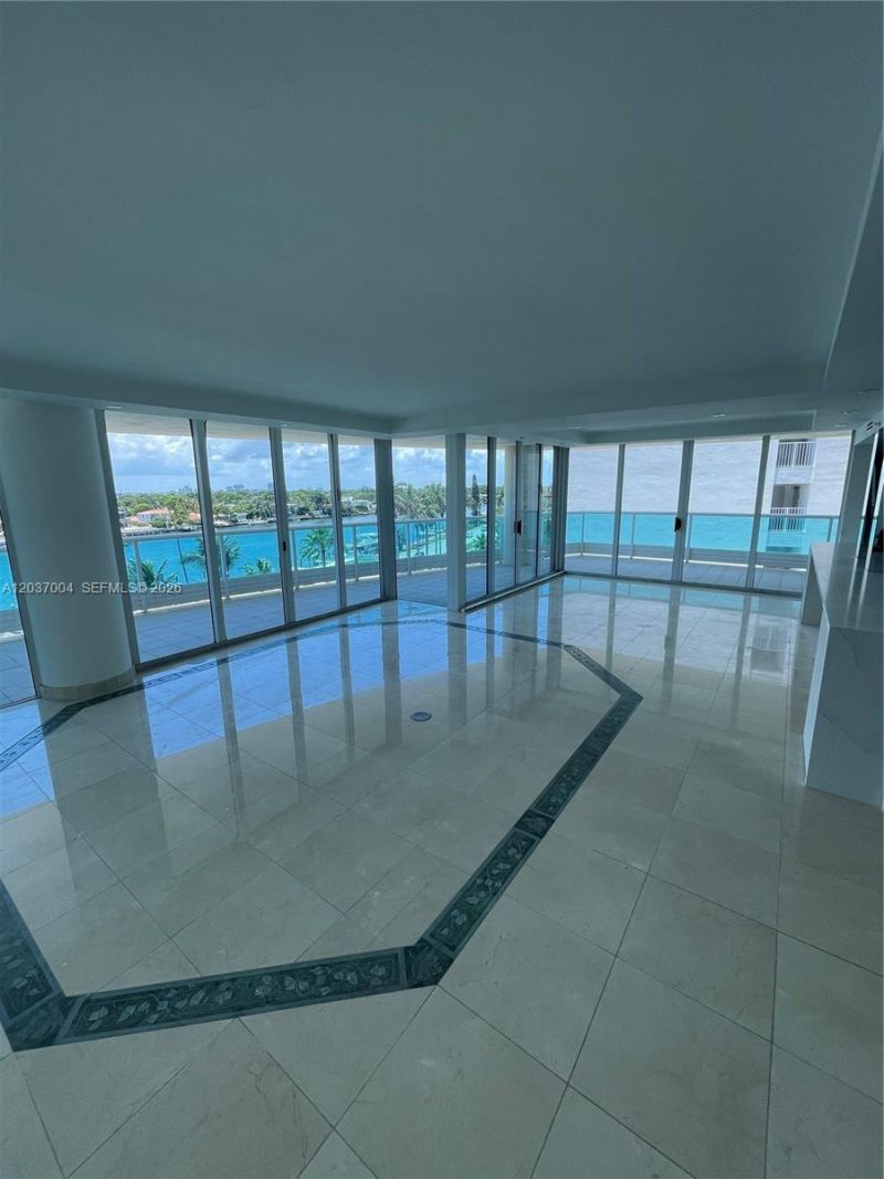 5025 Collins Ave , Unit 601, Miami Beach, FL 33140 Photo