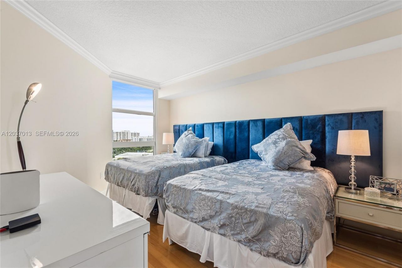 3370 Hidden Bay Dr , Unit 1213, Aventura, FL 33180 Photo