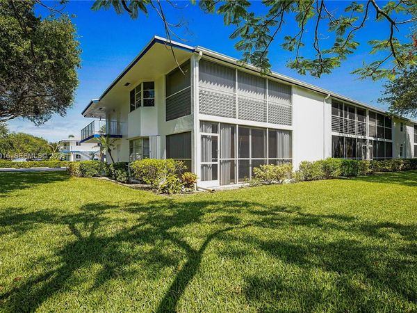 7 Westwood Ave , Unit 106C, Tequesta, FL 33469
