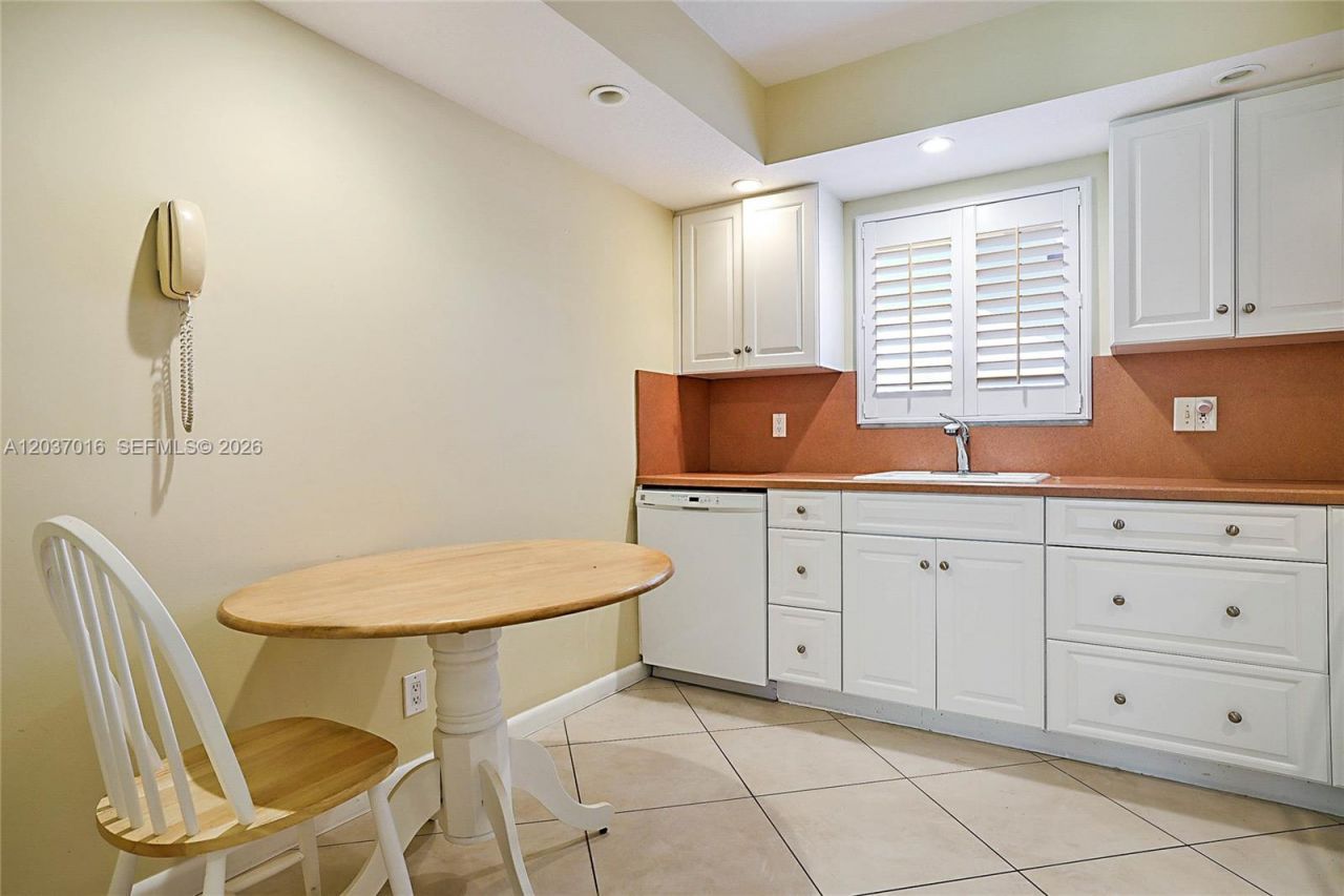 7 Westwood Ave , Unit 106C, Tequesta, FL 33469 Photo