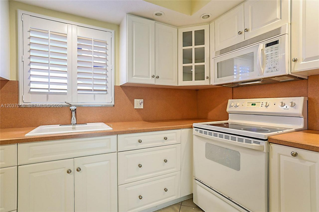 7 Westwood Ave , Unit 106C, Tequesta, FL 33469 Photo