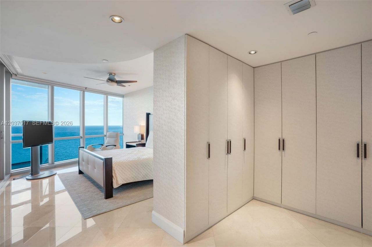 17121 Collins Ave , Unit 3304, Sunny Isles Beach, FL 33160 Photo