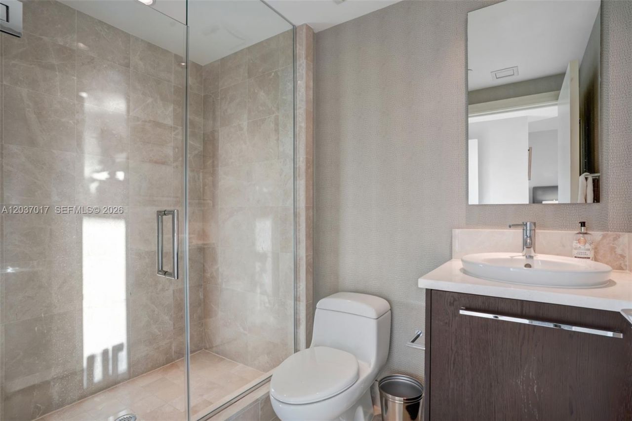 17121 Collins Ave , Unit 3304, Sunny Isles Beach, FL 33160 Photo