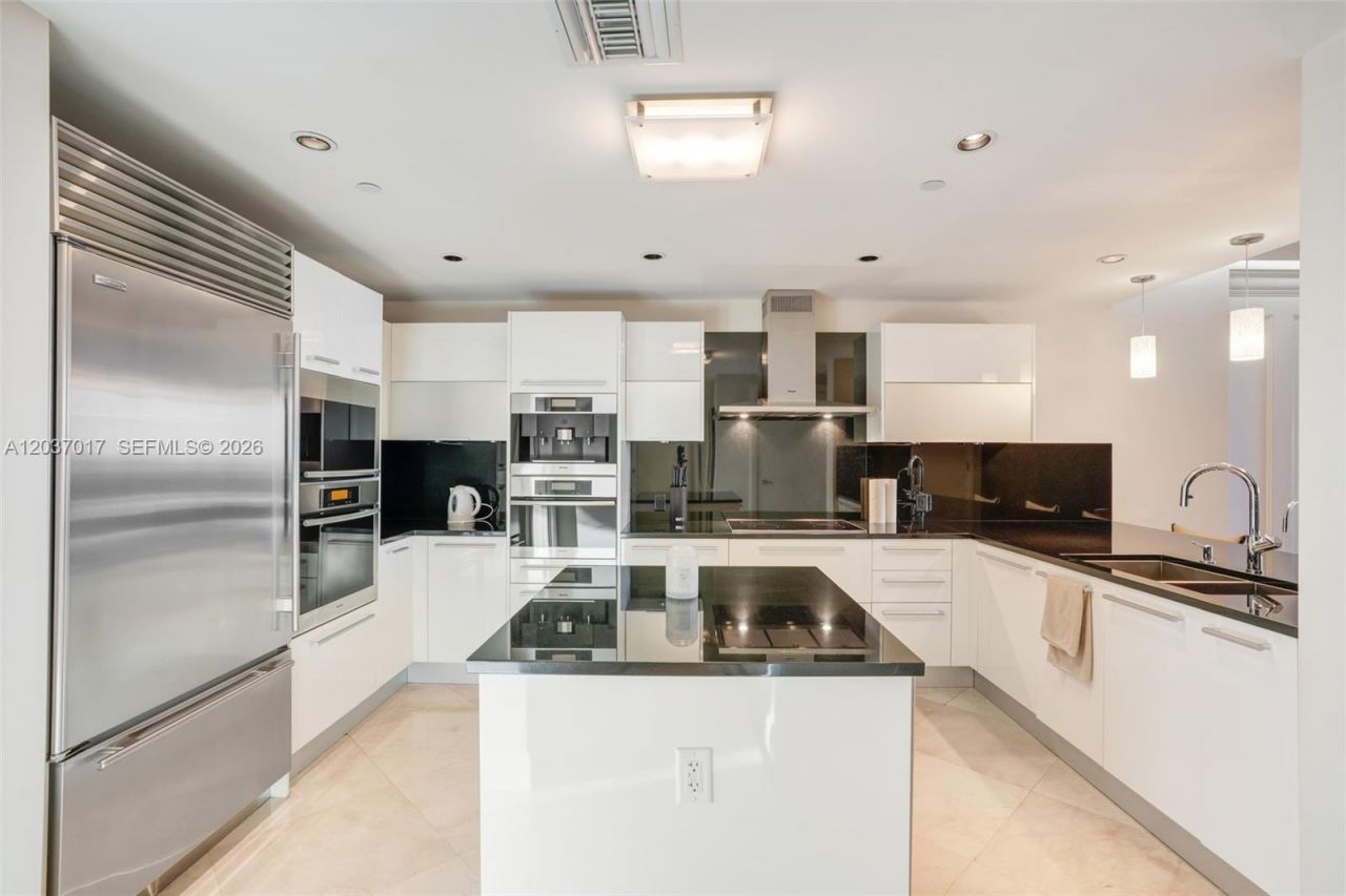 17121 Collins Ave , Unit 3304, Sunny Isles Beach, FL 33160 Photo