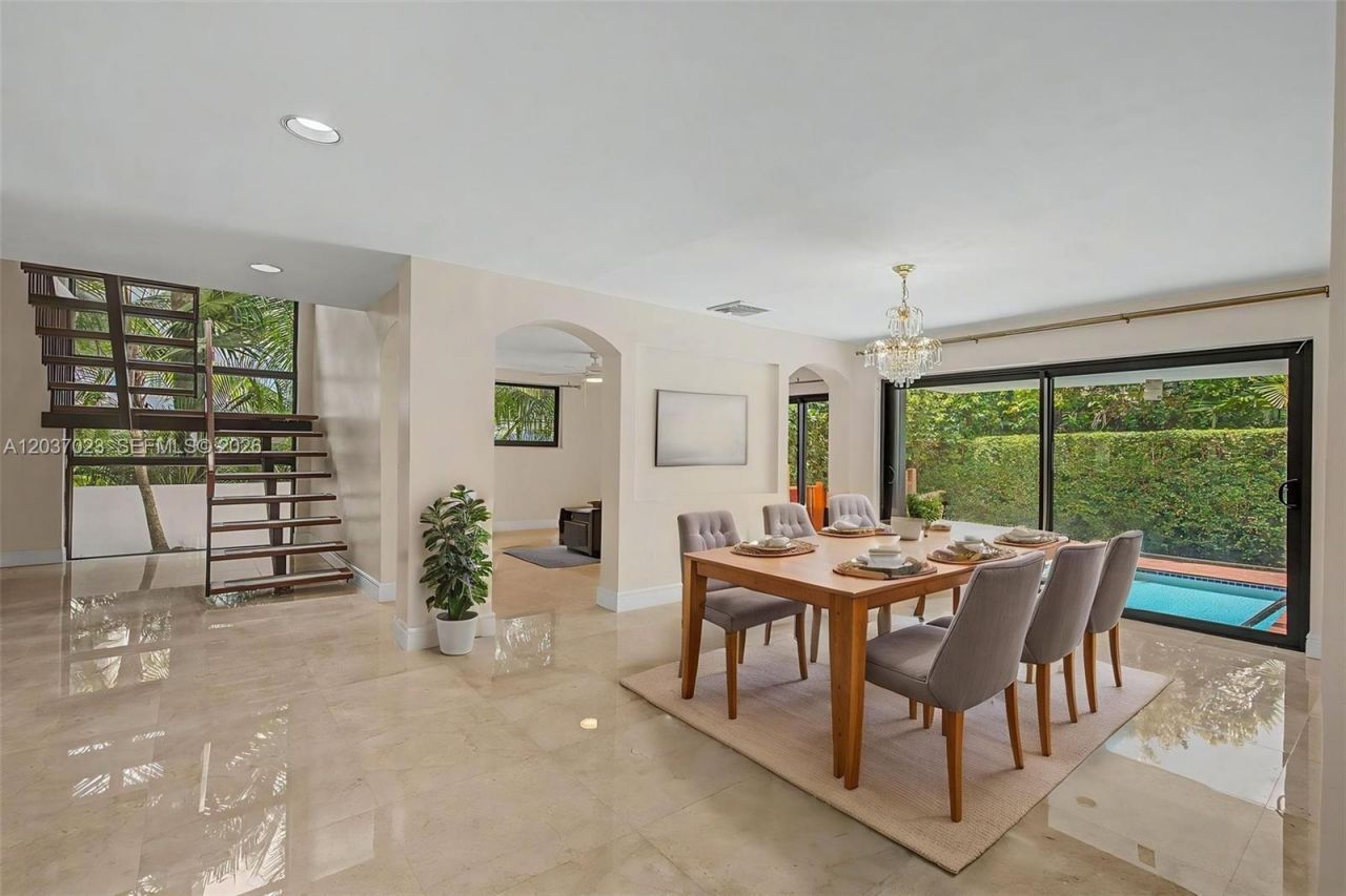 4950 San Amaro Dr , Coral Gables, FL 33146 Photo
