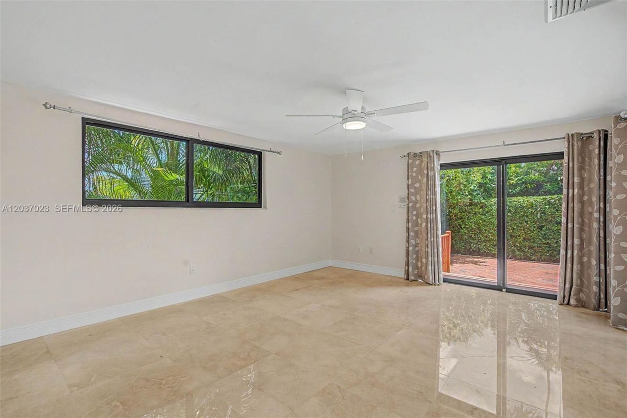 4950 San Amaro Dr , Coral Gables, FL 33146 Photo