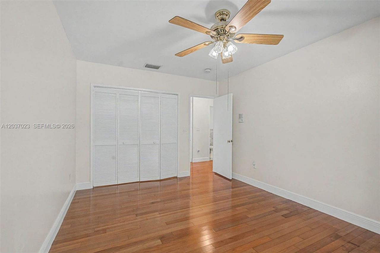 4950 San Amaro Dr , Coral Gables, FL 33146 Photo