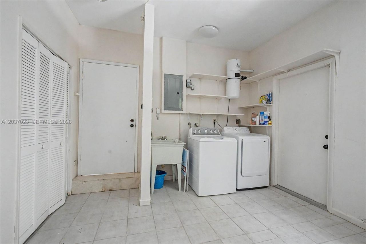 4950 San Amaro Dr , Coral Gables, FL 33146 Photo
