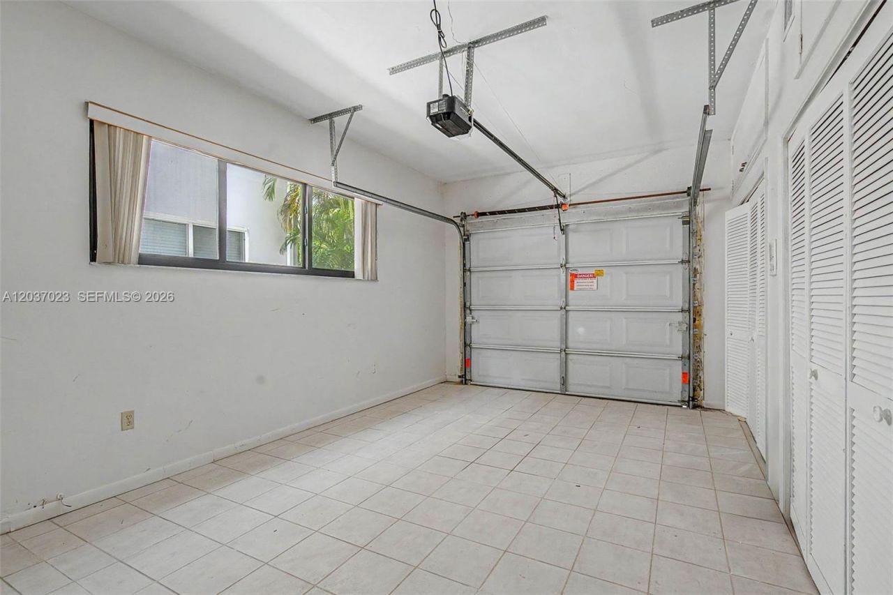 4950 San Amaro Dr , Coral Gables, FL 33146 Photo