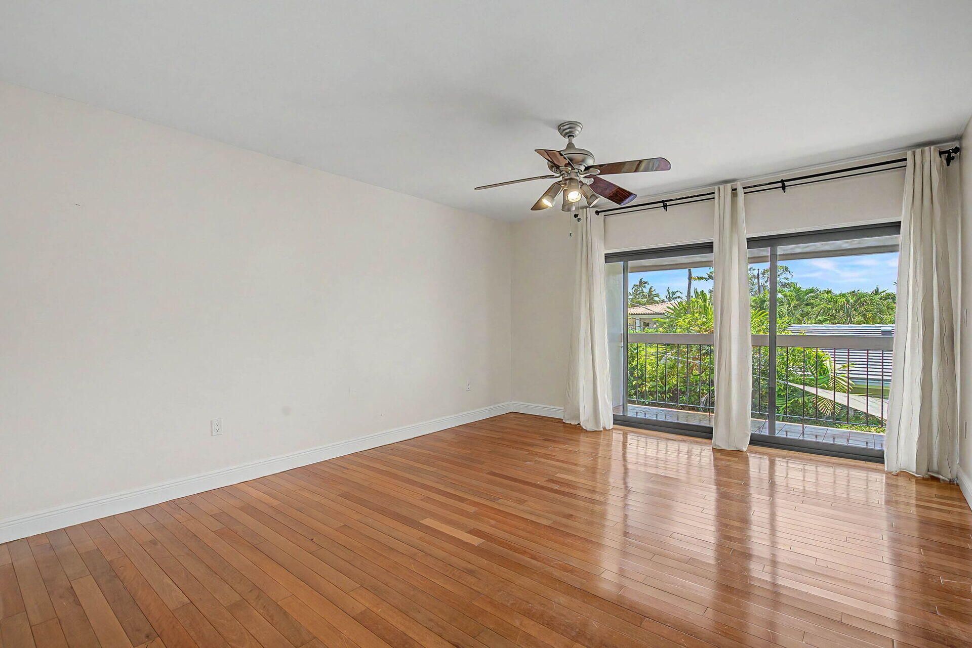 4950 San Amaro Dr , Coral Gables, FL 33146 Photo